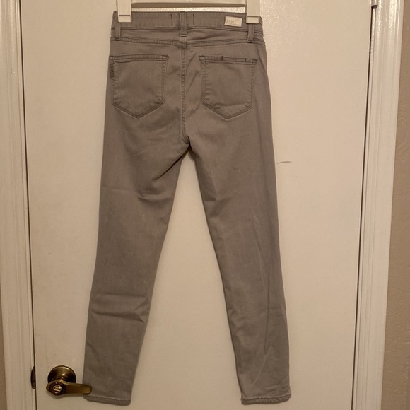 Paige Verdugo Crop in Light Grey - Picture 2 of 4